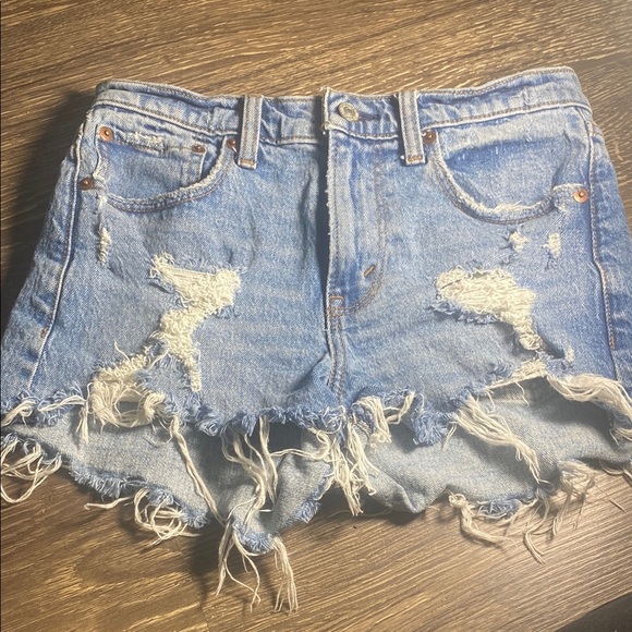 Abercrombie and Fitch Distressed Blue Denim Shorts size 0 waist 25.  So cute - Picture 1 of 2